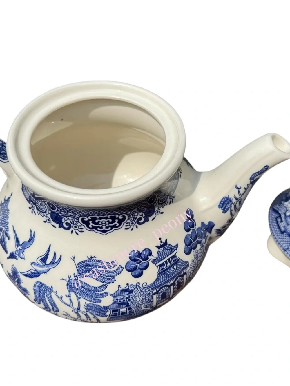 Churchill England Vintage Blue Willow Porcelain Teapot Collectible
